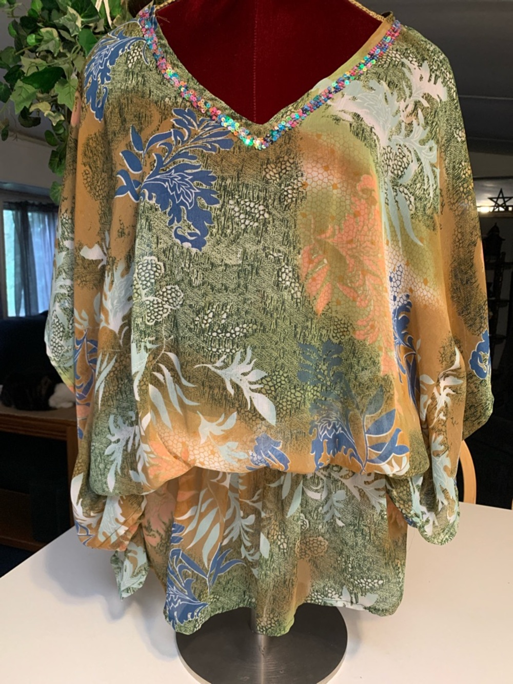 Studio Thirty Six Women’s Exotic Floral V-Neck Blouse /Cover up with Sequin Trim